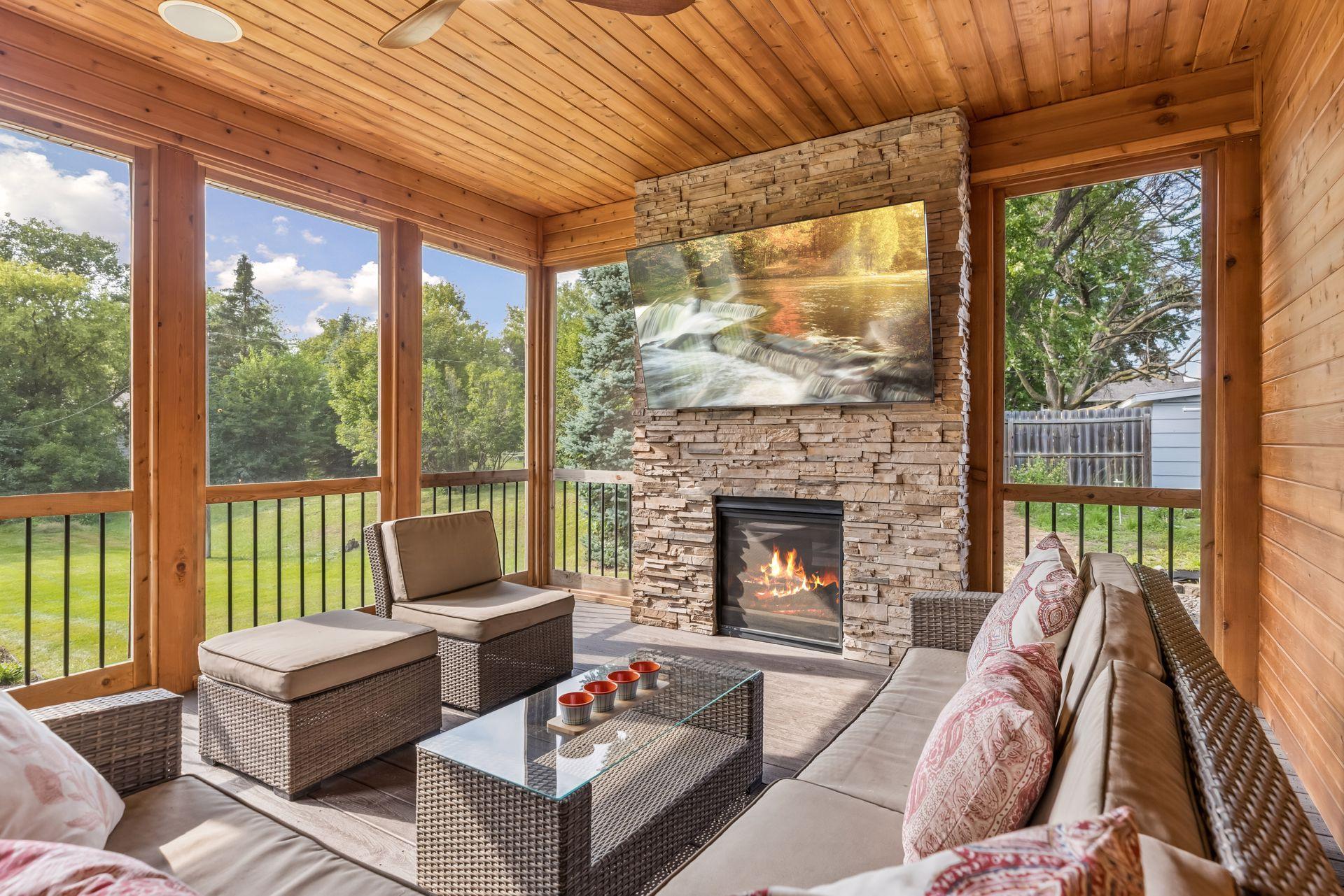 Photo of 5 Deerwood Lane N, Plymouth, MN 55441