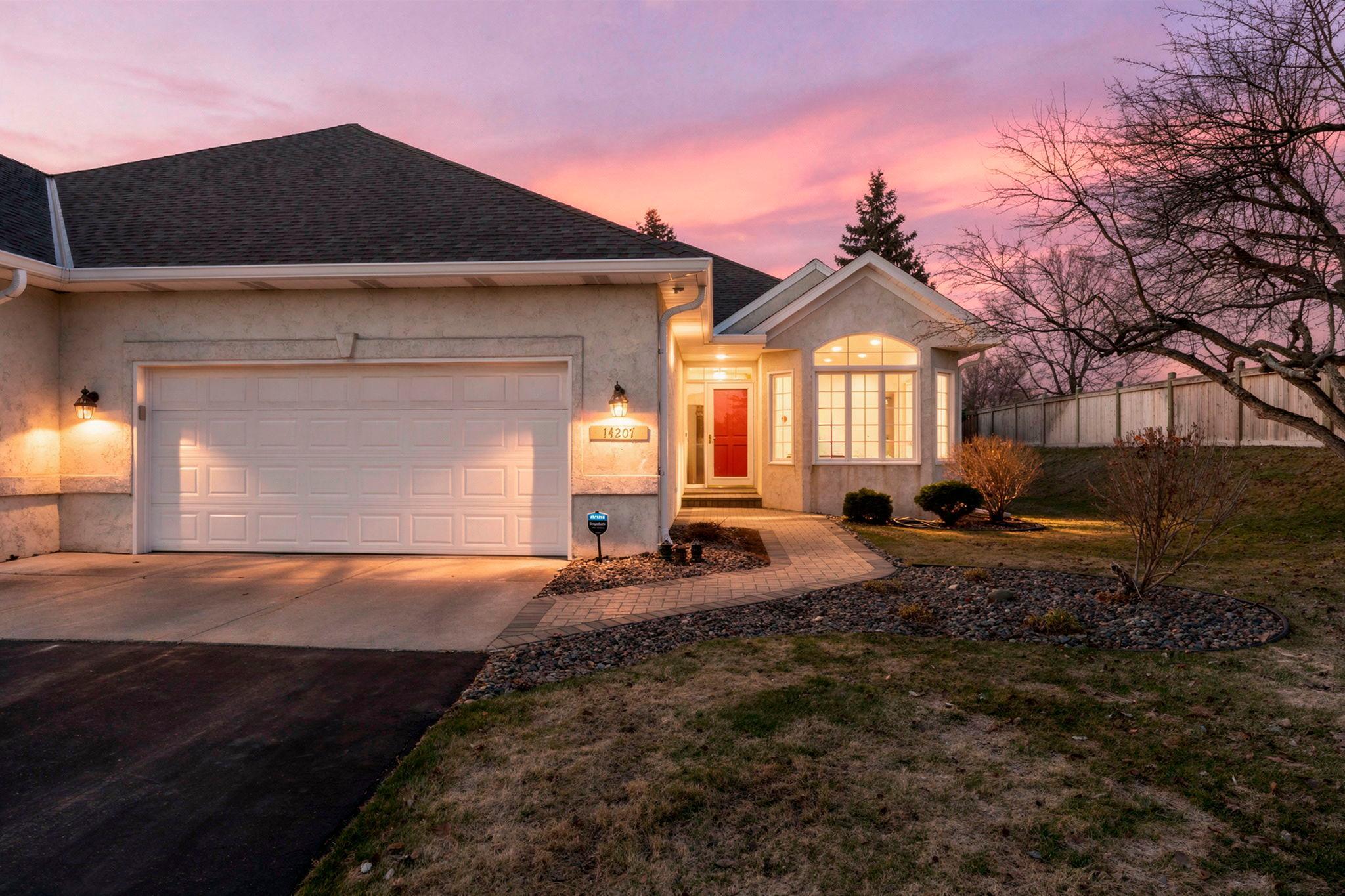 Photo of 14207 41st Avenue N, Plymouth, MN 55446