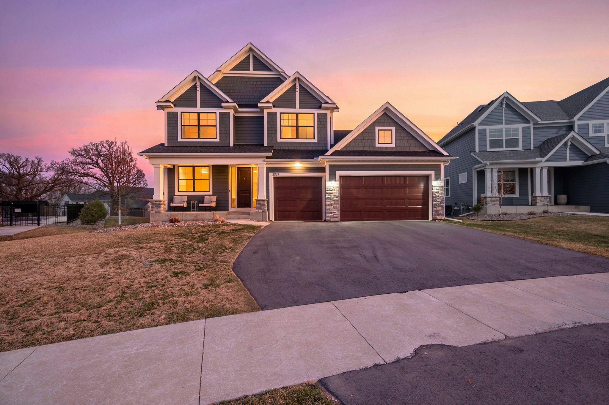 Photo of 4237 Arbor Bay, Woodbury, MN 55129