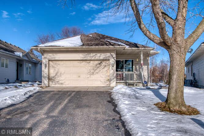 Photo of 383 Bluebird Alcove, Woodbury, MN 55125