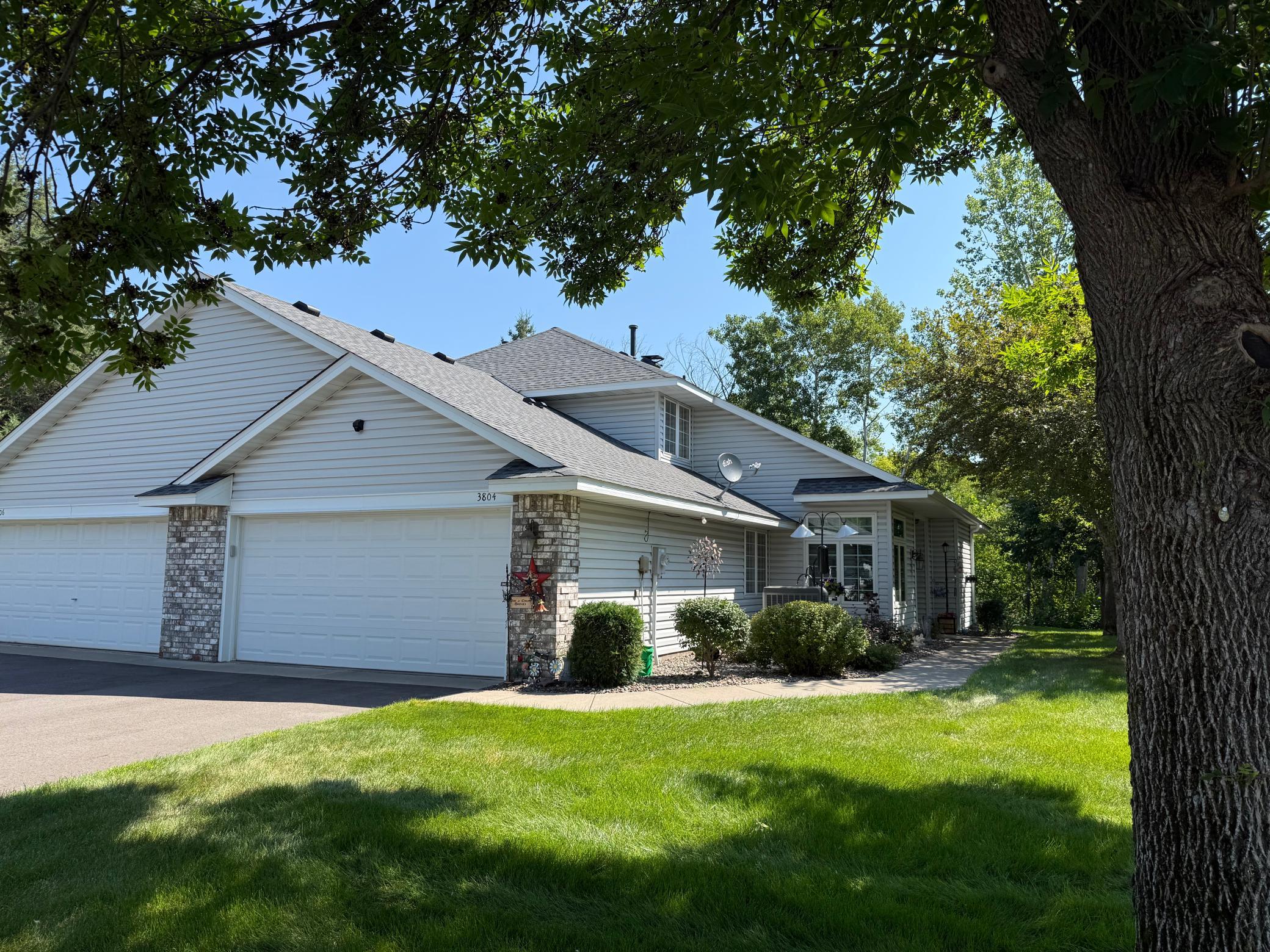 Photo of 3804 Weaver Court, Anoka, MN 55303
