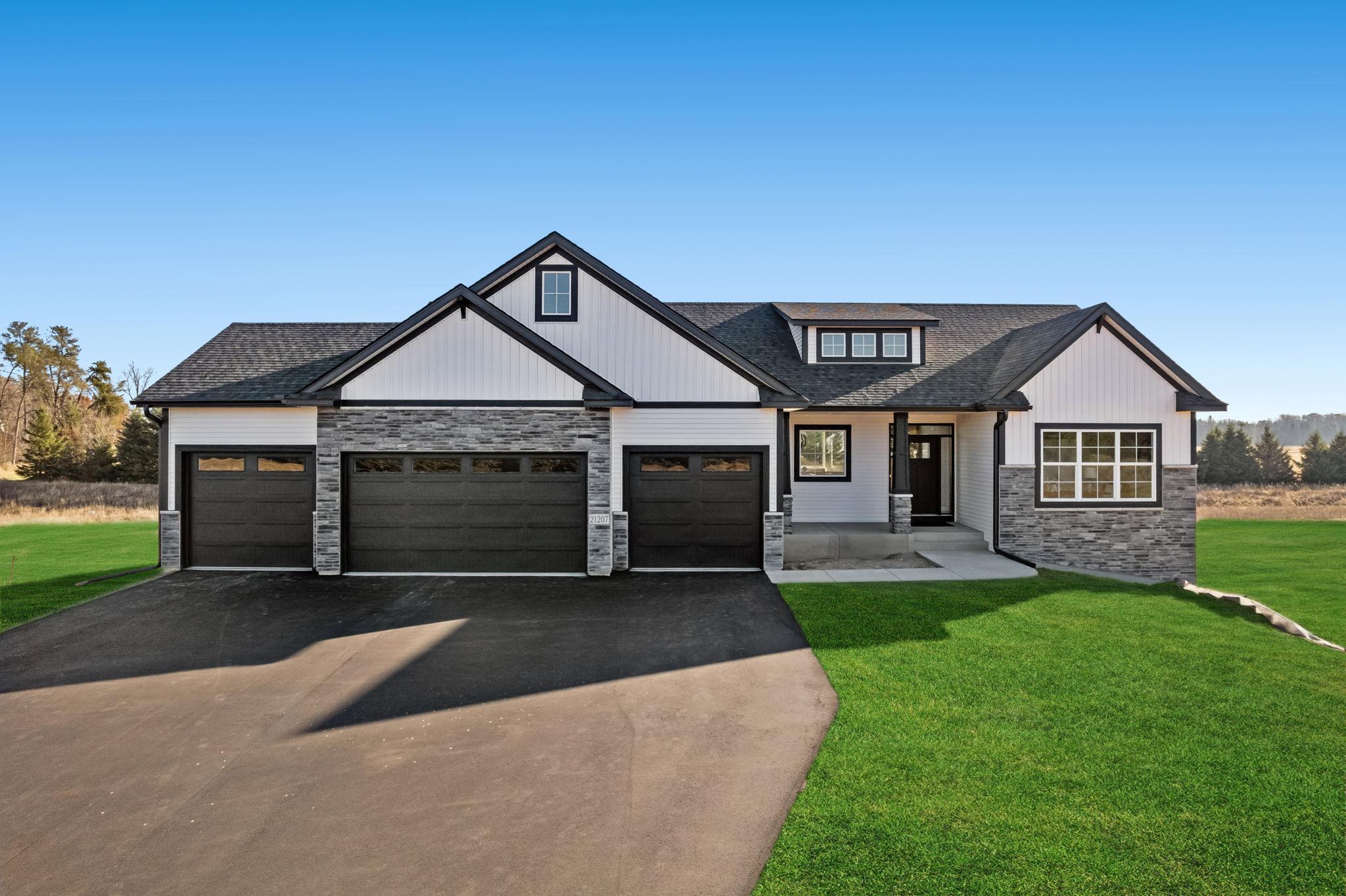 Photo of 22232 Xenia Street, Oak Grove, MN 55011