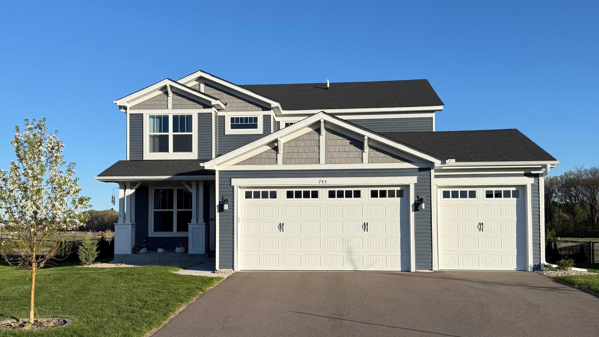 Photo of 745 152nd Avenue NW, Andover, MN 55304