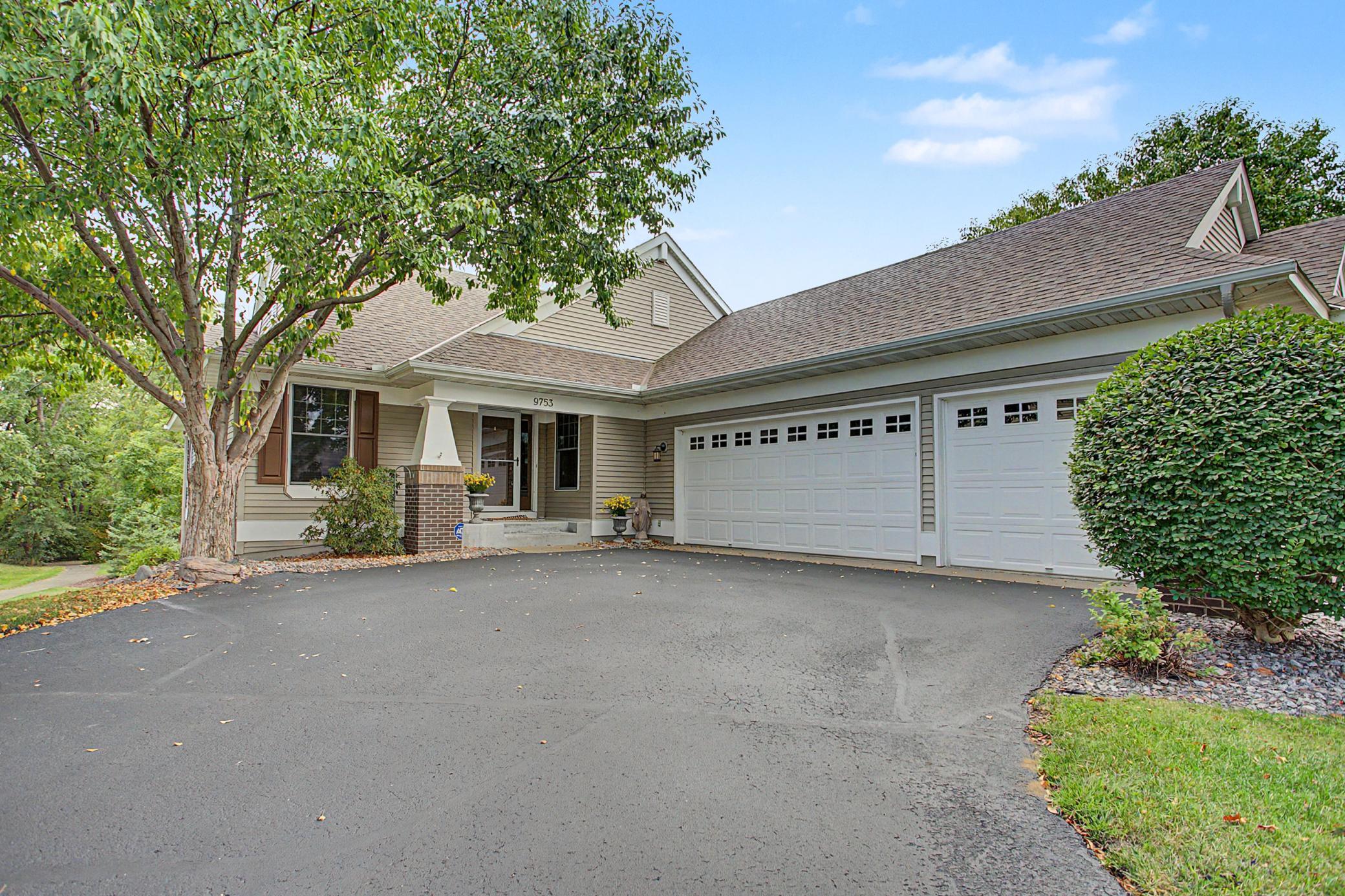 Photo of 9753 Wedgewood Circle, Woodbury, MN 55125