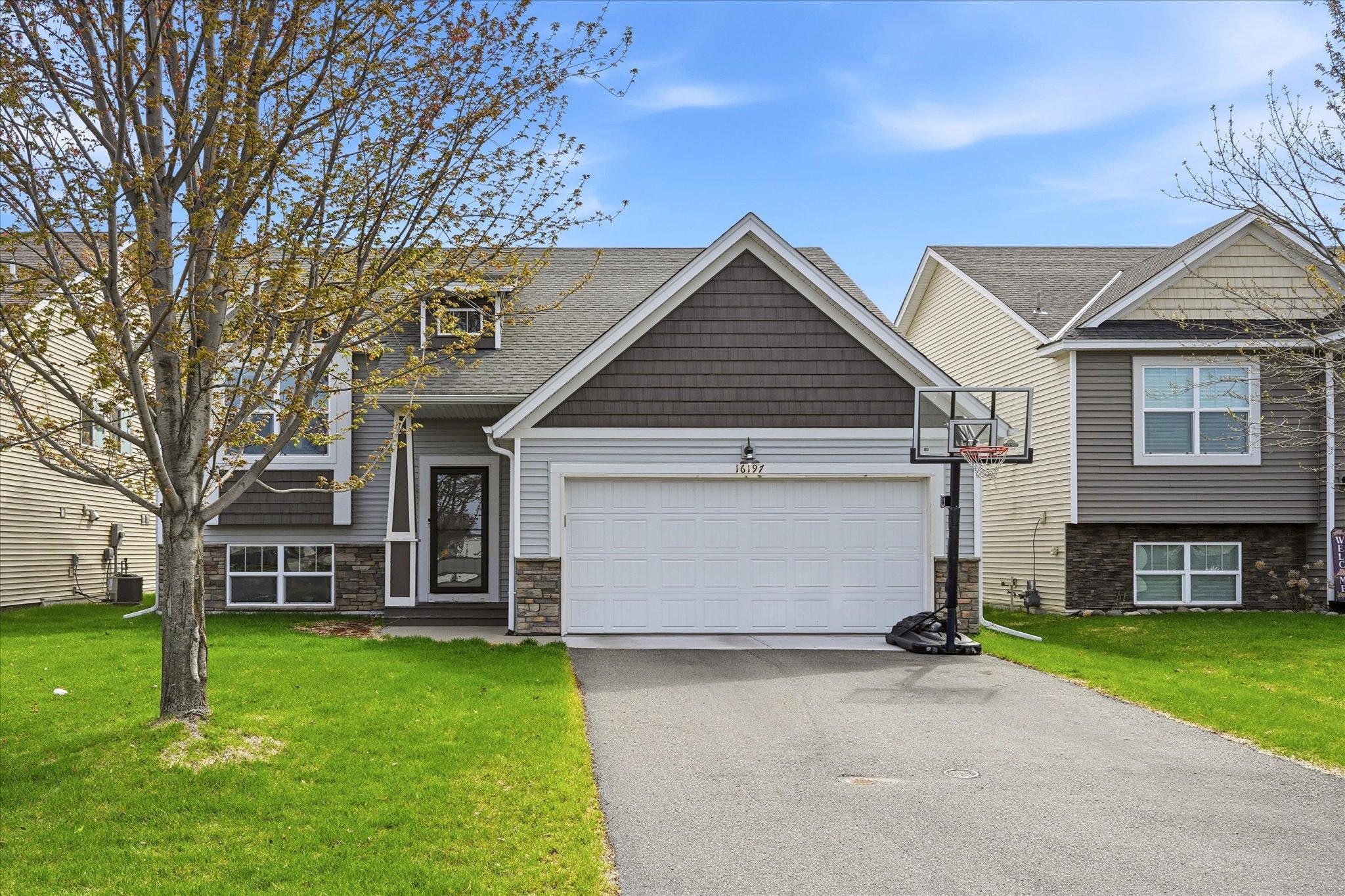 Photo of 16197 Unity Street NW, Andover, MN 55304