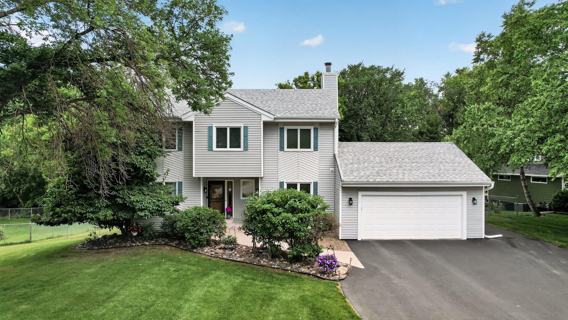 Photo of 18425 Harrogate Drive, Eden Prairie, MN 55346