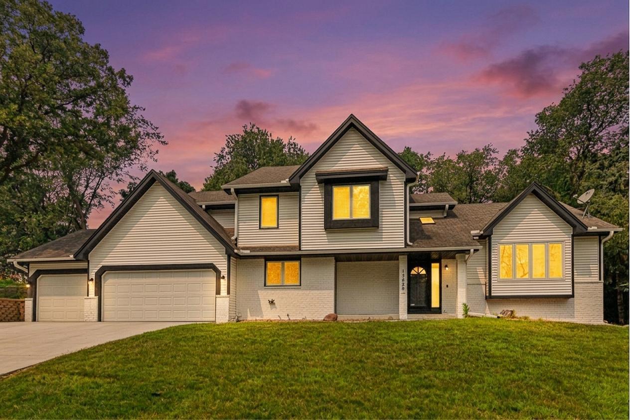Photo of 13629 Glasgow Lane, Apple Valley, MN 55124