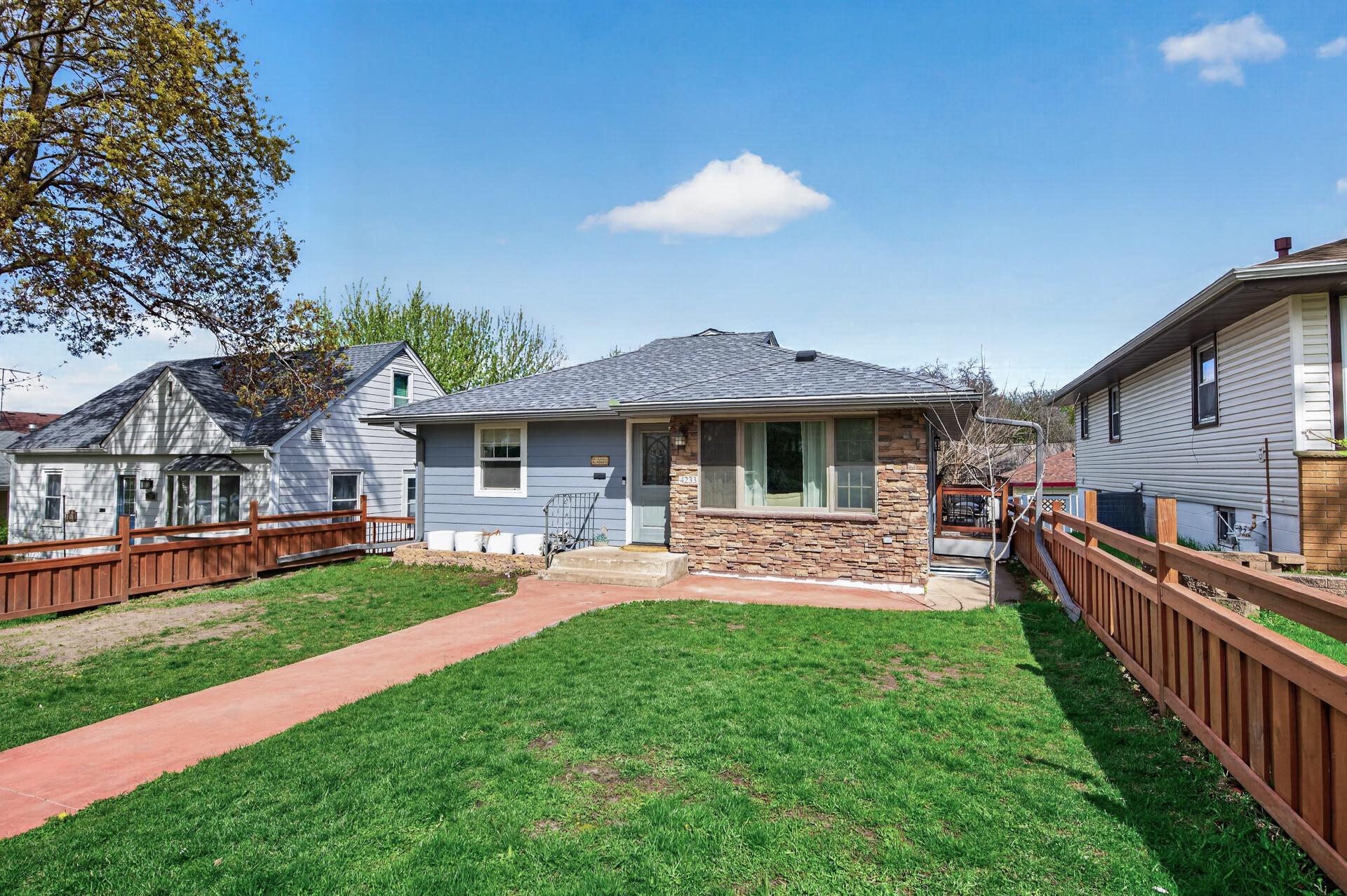Photo of 4233 Quincy Street NE, Columbia Heights, MN 55421