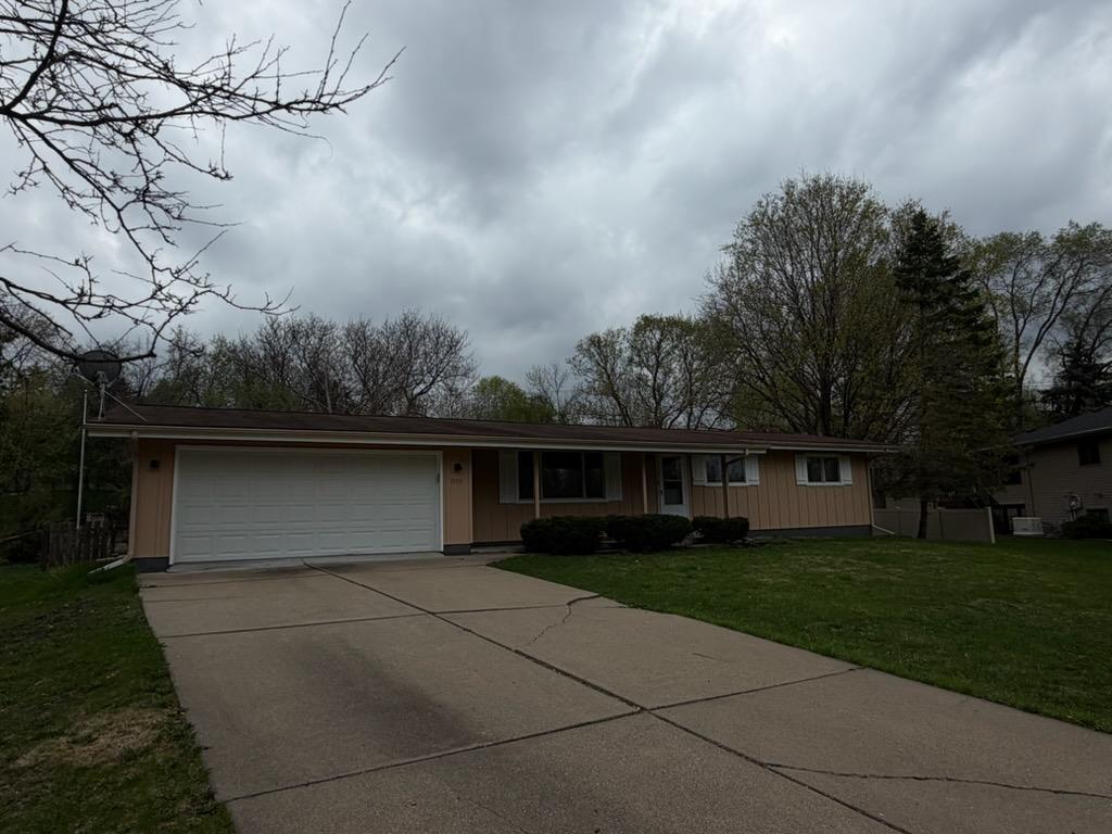Photo of 19115 Homestead Circle, Eden Prairie, MN 55346