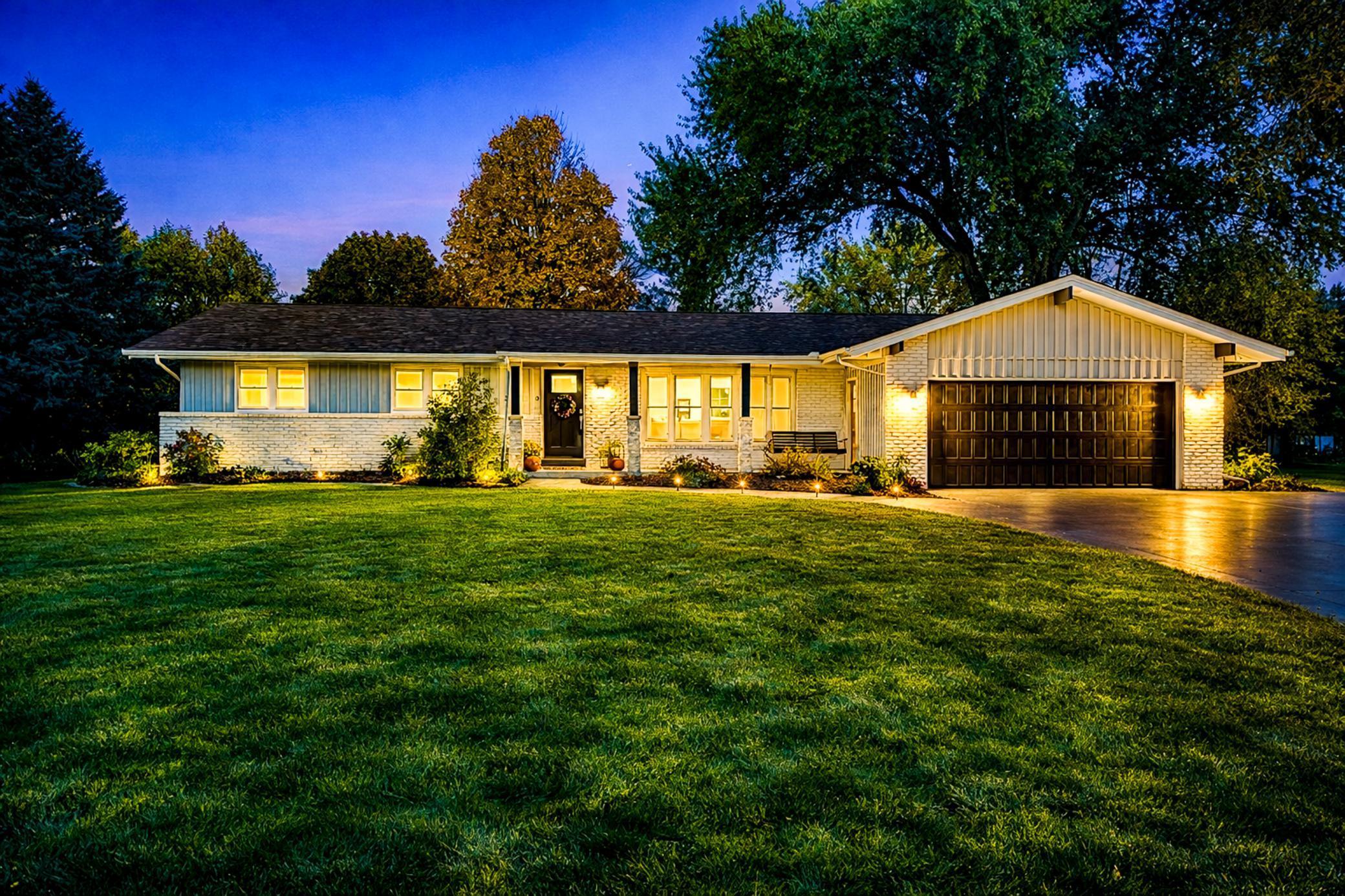 Photo of 2430 Jewel Lane N, Plymouth, MN 55447