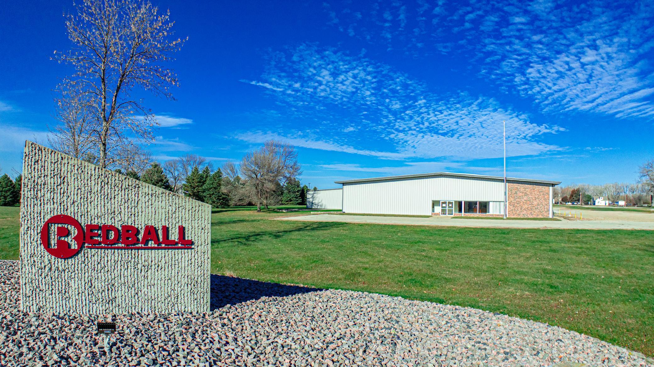 Photo of 140 30th Avenue SE, Benson, MN 56215