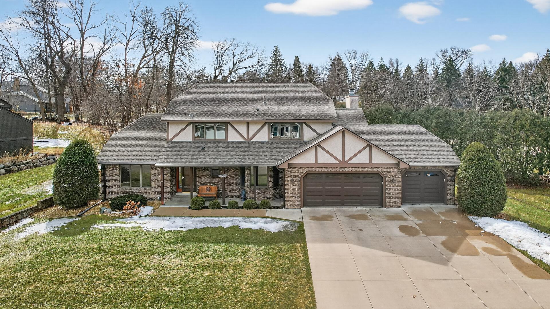 Photo of 12215 29th Avenue N, Plymouth, MN 55441