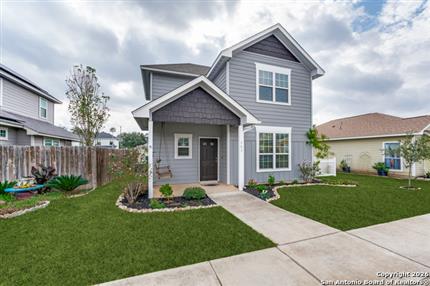 Photo of 153 LARK HILL RD, Floresville, TX 78114