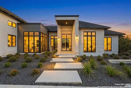 Photo of 121 Greystone Pt, Boerne, TX 78006