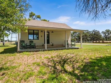 Photo of 17 Old Fredericksburg, Boerne, TX 78015