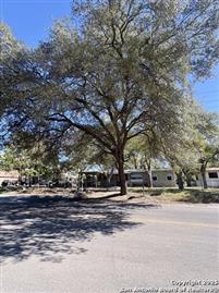 Photo of 878 Torrey, New Braunfels, TX 78130