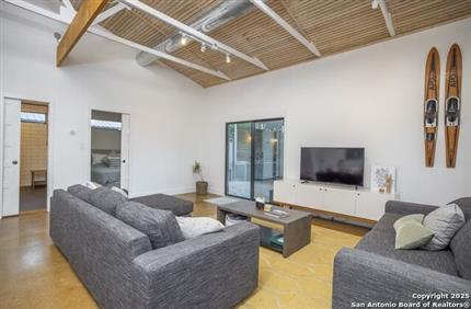 Photo of 2420 Ponderosa, New Braunfels, TX 78132