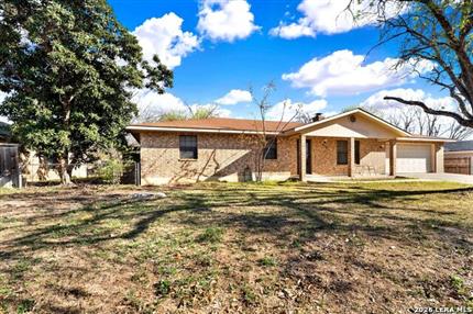 Photo of 319 cardinal, New Braunfels, TX 78130