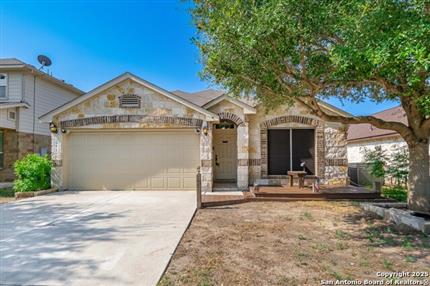 Photo of 271 Oak Creek Way, New Braunfels, TX 78130
