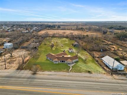Photo of 600 S Storts, Poth, TX 78147