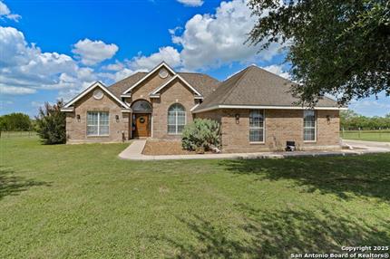Photo of 788 County Road 140, Floresville, TX 78114