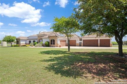 Photo of 2101 Oak Valley, New Braunfels, TX 78132