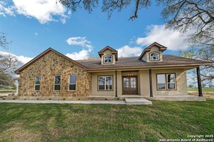 Photo of 313 Firewheel, Floresville, TX 78114