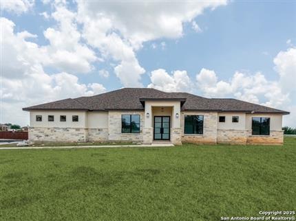 Photo of 108 Abrego Trail, Floresville, TX 78114