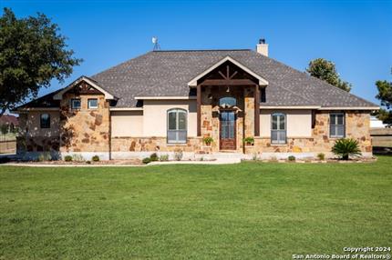 Photo of 117 ABREGO RUN, Floresville, TX 78114