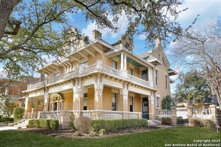 Photo of 501 W FRENCH PL, San Antonio, TX 78212