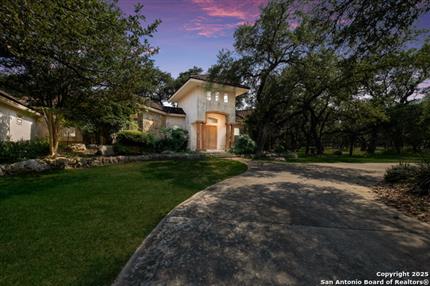 Photo of 10402 Oak Forest Way, New Braunfels, TX 78132