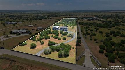Photo of 154 Maverick, New Braunfels, TX 78132