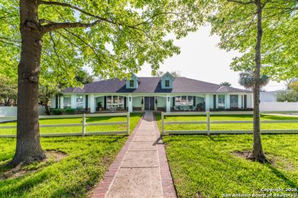 Photo of 7226 N Vandiver Rd, San Antonio, TX 78209