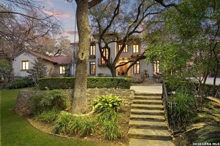 Photo of 829 Contour Drive, San Antonio, TX 78212