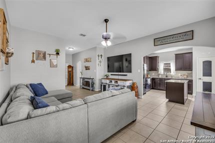 Photo of 327 Amaryllis, New Braunfels, TX 78132