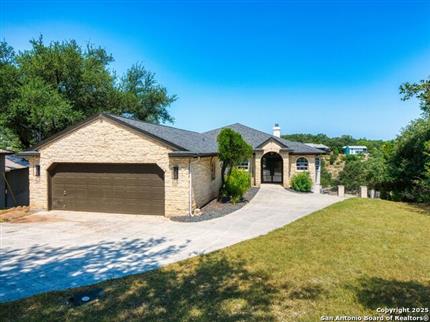 Photo of 321 Village View, Canyon Lake, TX 78133