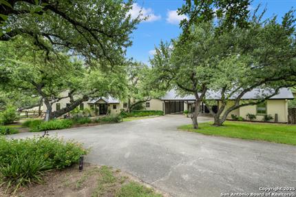 Photo of 815 OLD BOERNE ROAD, Bulverde, TX 78163