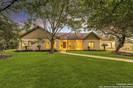 Photo of 810 Bluff Ridge, New Braunfels, TX 78132