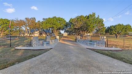 Photo of 13035 Tonne Dr E, New Braunfels, TX 78132