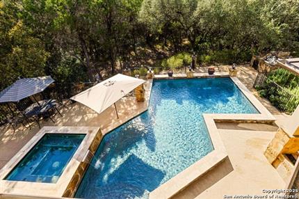 Photo of 633 Riverforest, New Braunfels, TX 78132