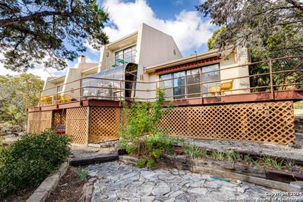 Photo of 1078/1081 Hillside View, New Braunfels, TX 78132