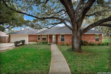 Photo of 604 Elm Street, Floresville, TX 78114