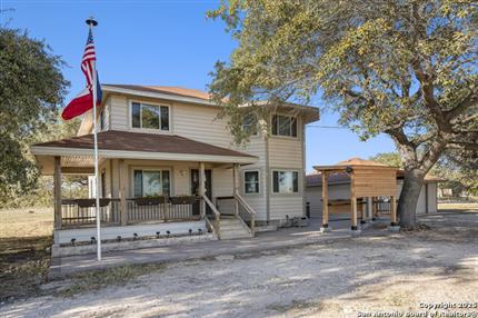 Photo of 250 palo alto, Floresville, TX 78114