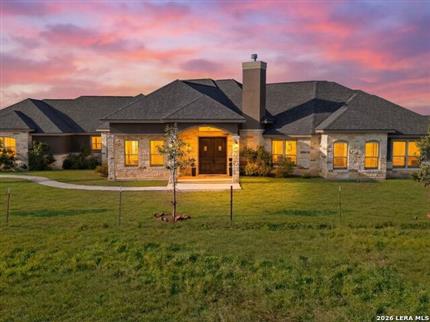 Photo of 1530 County Road 132, Floresville, TX 78114