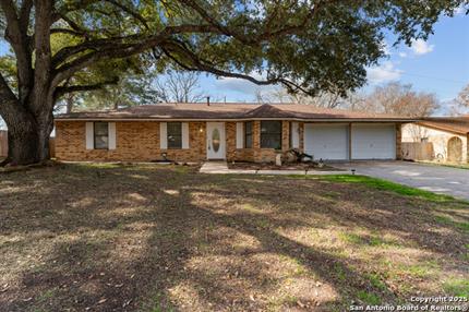 Photo of 214 INDIAN PINK DR, Floresville, TX 78114