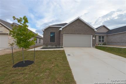 Photo of 131 E Granite Shores, Boerne, TX 78006