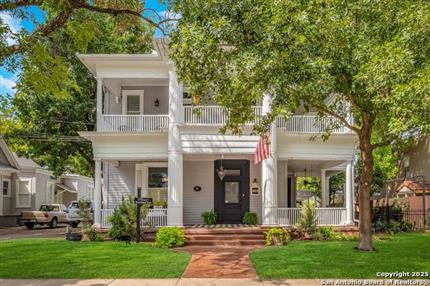 Photo of 225 W Craig, San Antonio, TX 78212