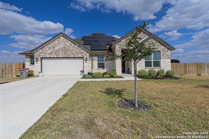 Photo of 113 Scarlet Oak, Floresville, TX 78114