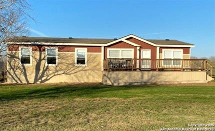 Photo of 5570 Blackhill, Floresville, TX 78114