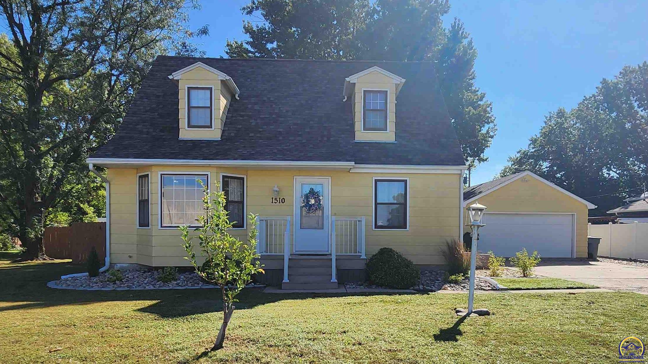 Photo of 1510 Luther St, Emporia, KS 66801